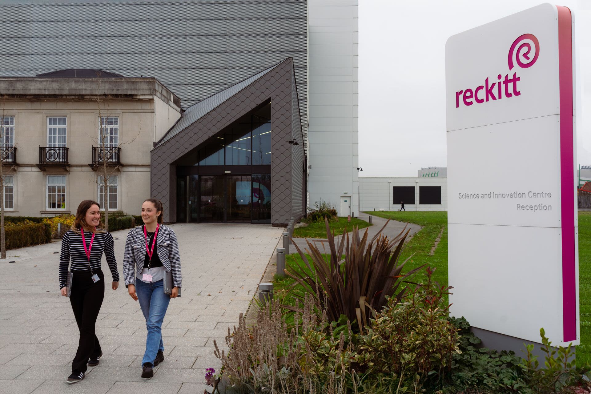 Students on work placement at Reckitt